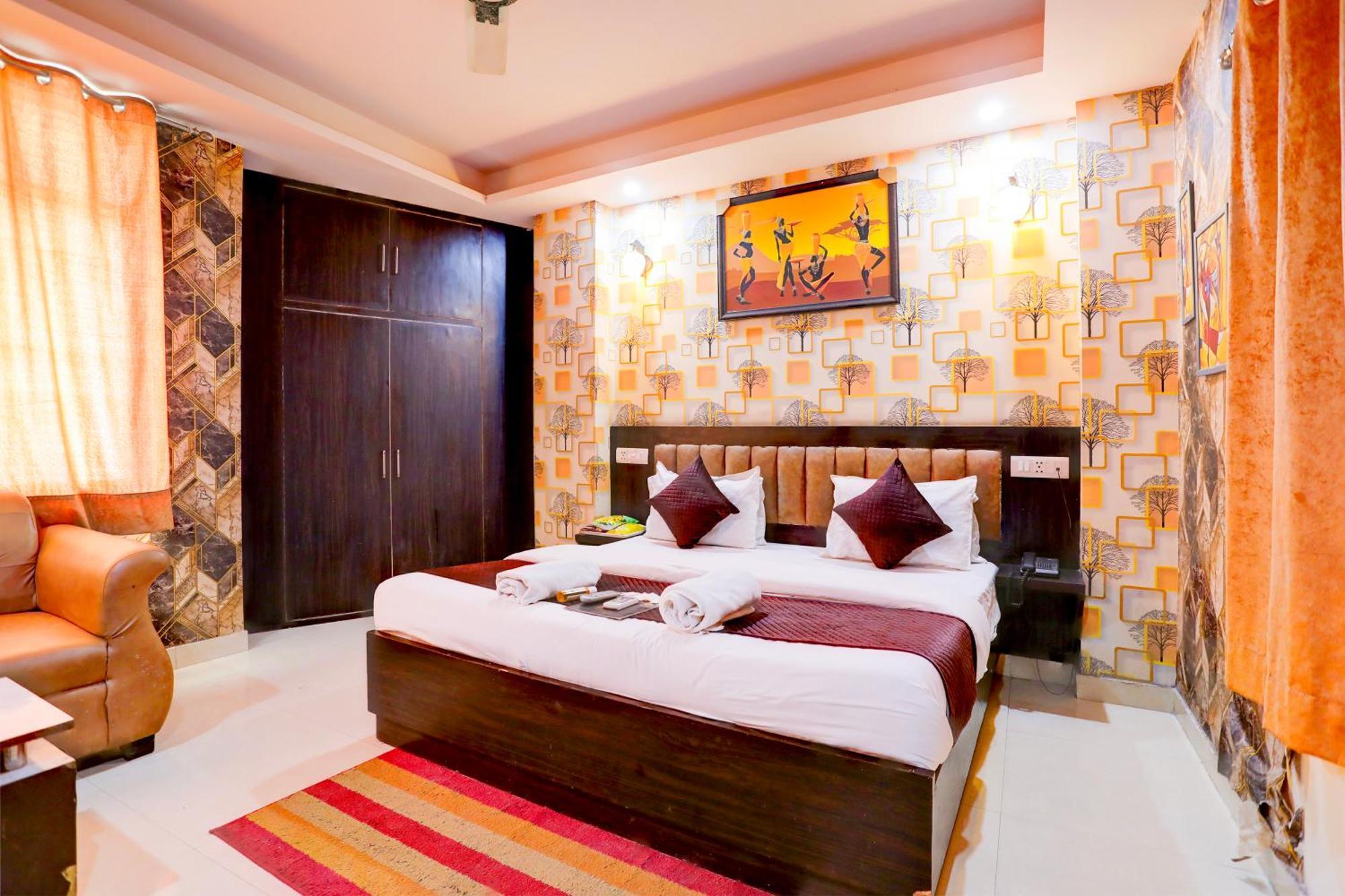 Hotel Luxury Global Нью-Дели Экстерьер фото